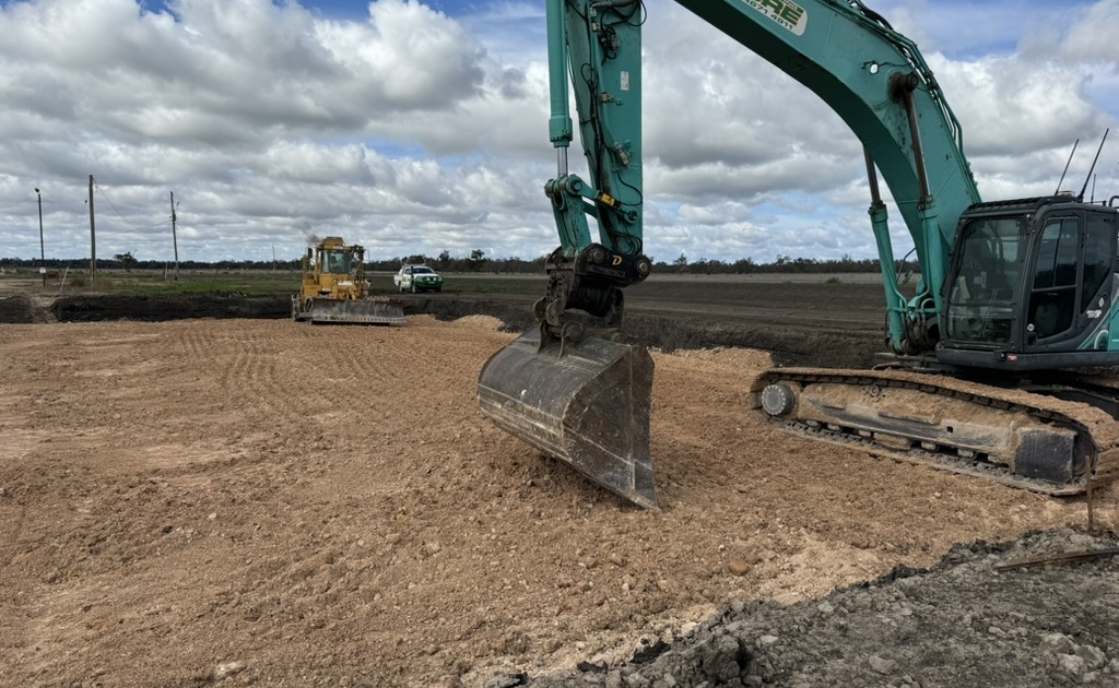 EDDDDFA6-2EFF-41B4-BB4F-B3F4DC931569_1_105_c